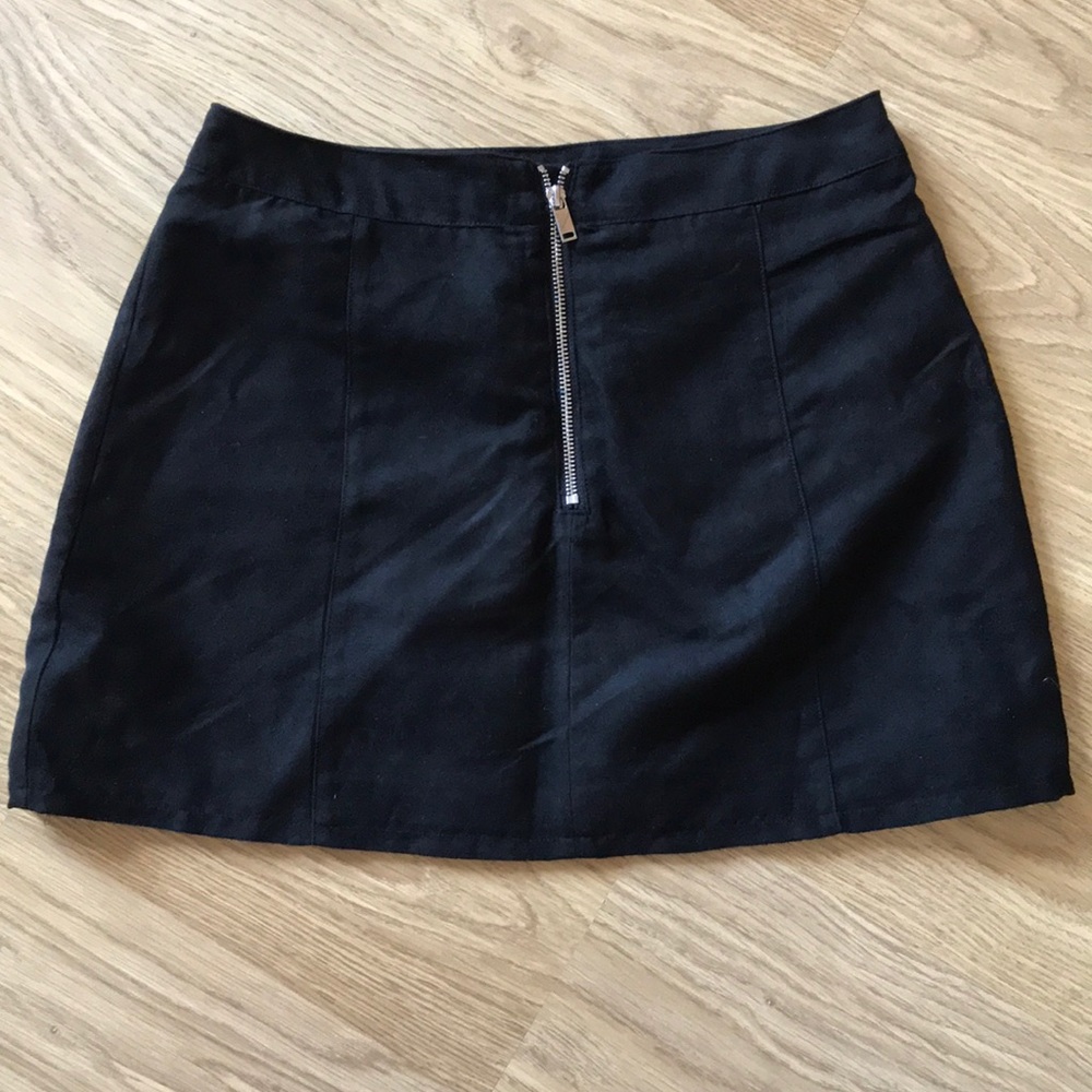 Black H&M zip front mini